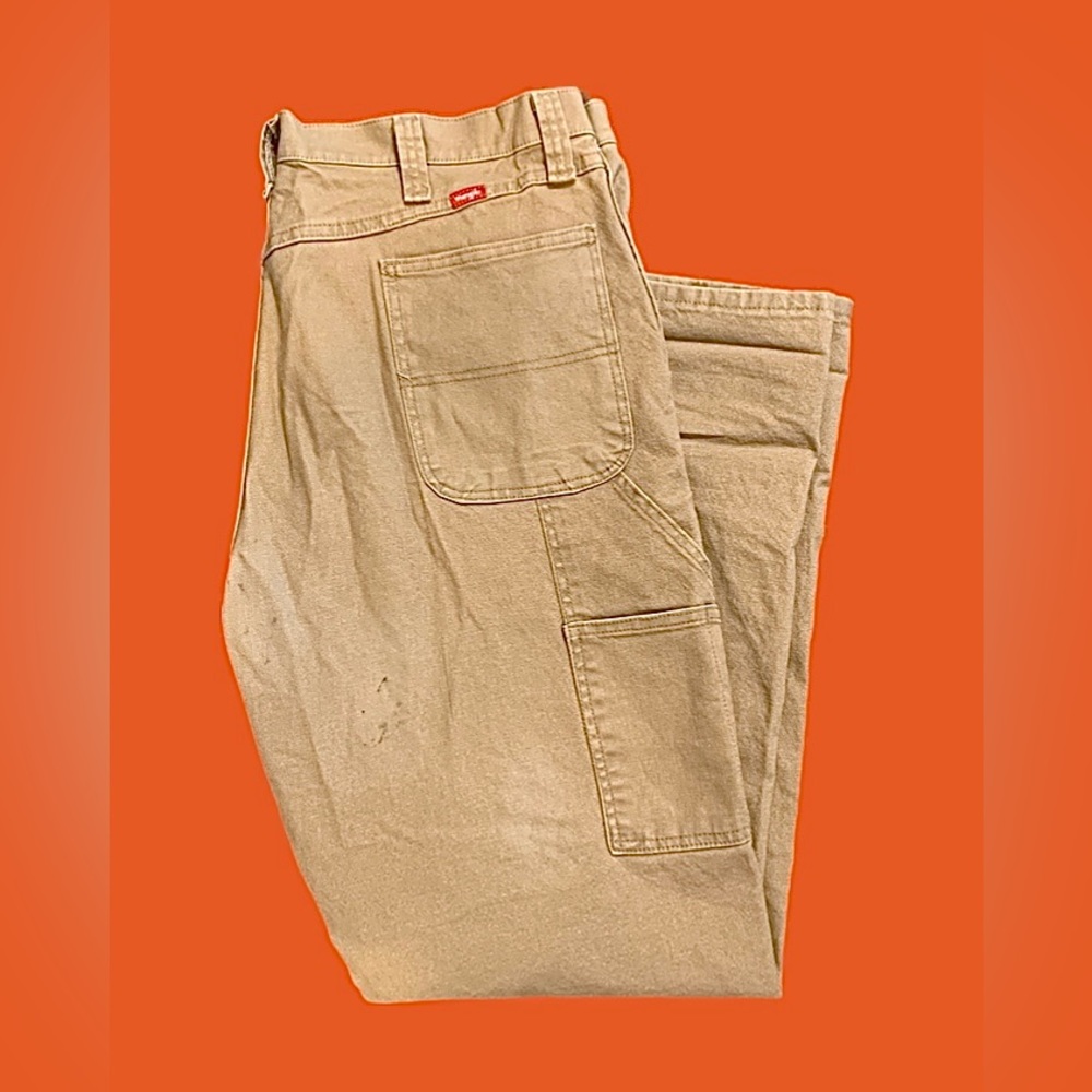 Wrangler Pants Men’s 38x34 Beige Work Relaxed Fit Straight Leg - Picture 1 of 6
